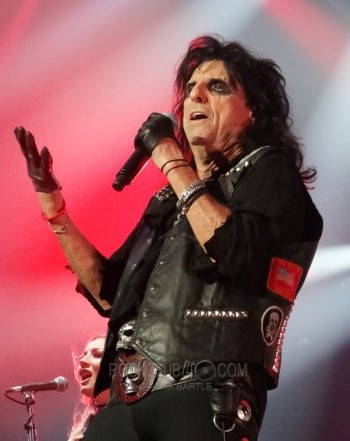 Alice Cooper Live At The AIS Arena, Canberra ,Australia 2017 DVD
